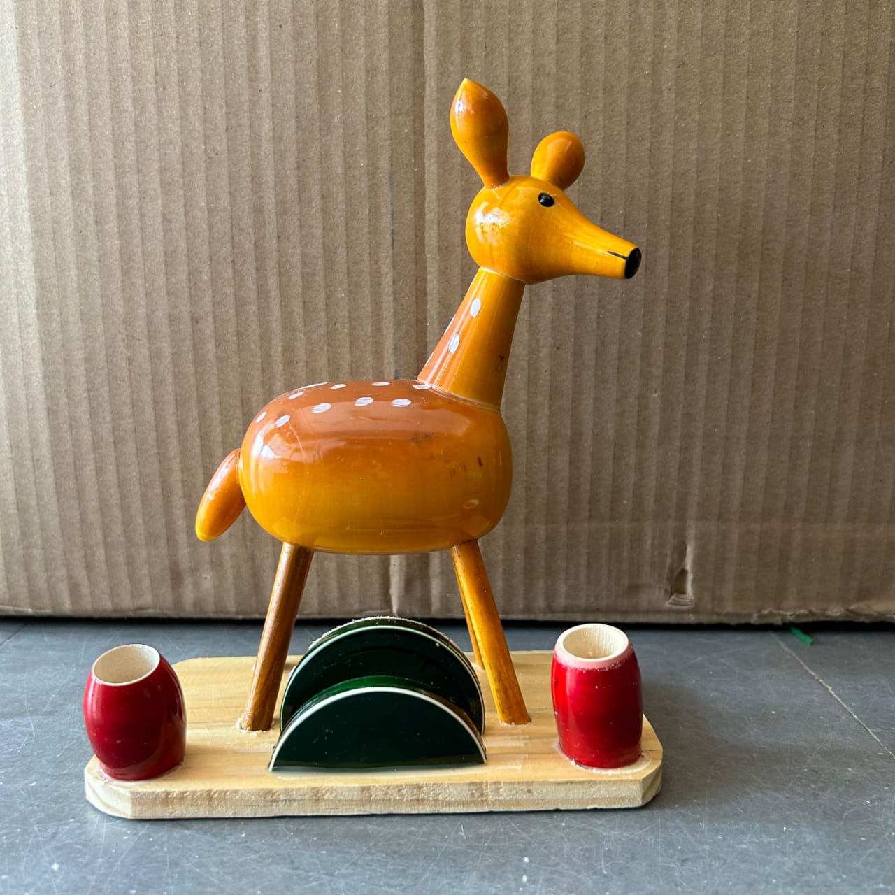 WOODEN DEER PEN STAND